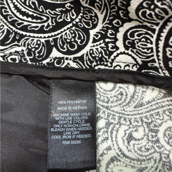 Like new Express Shorts - Picture 5 of 9